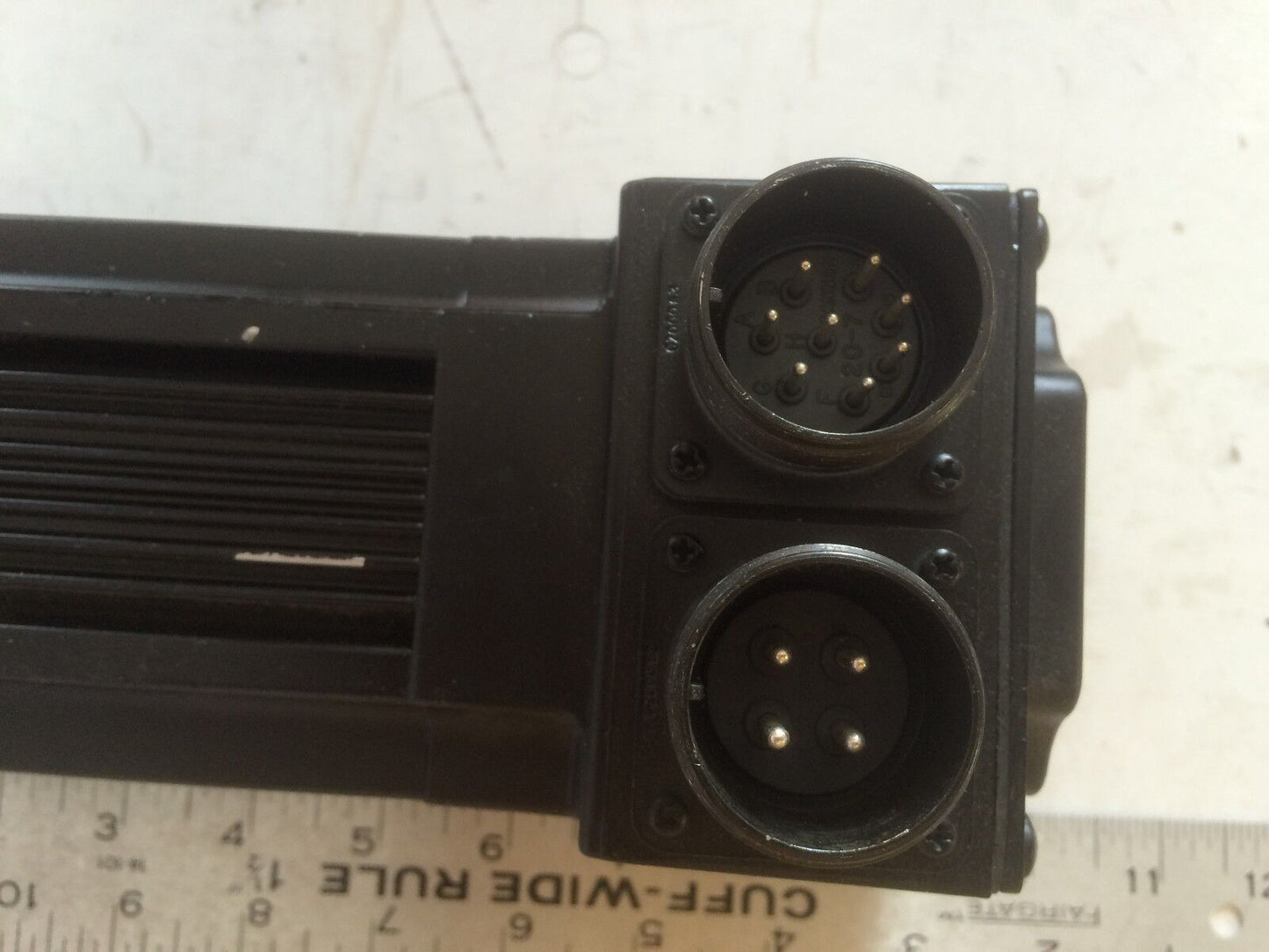Pacific Scientific R33ssnc-Ss-Ns-Nv-O2,R33ssnc-Ss-Ns-Nv-02 Servo Motor,Bg