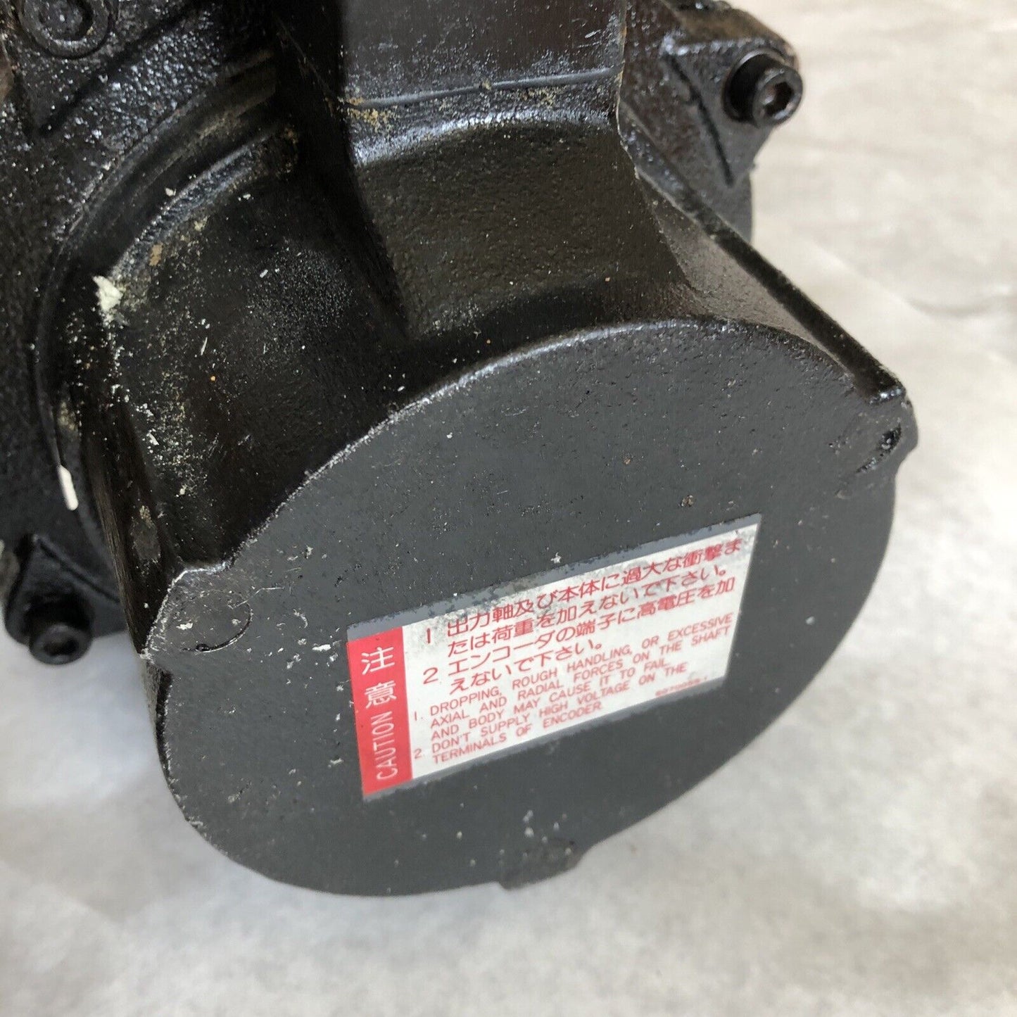 Sanyo Denki 61Bm120bxat0 Ac Servo Motor,1.3Kw,8.5A,Ac 200V,61Bm120 Bxat 0,Bi