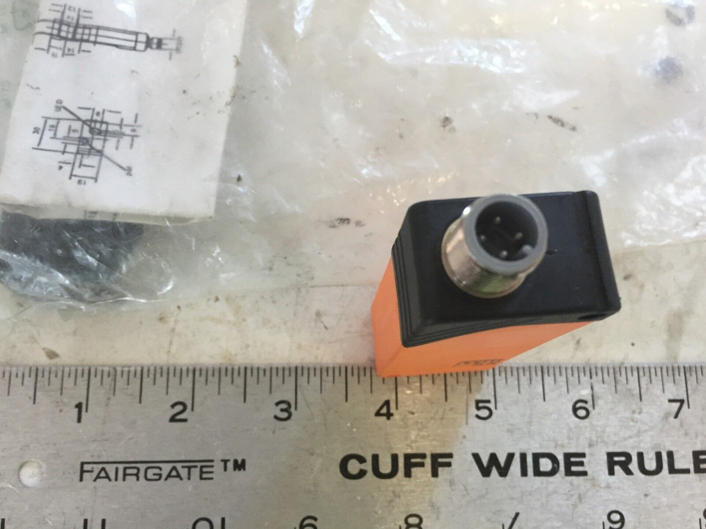 New Efector Ot5003 Ott-Fpkg/Us 100-Ipf Photo Electric Sensor 10-55 Vdc Pnp,Ag