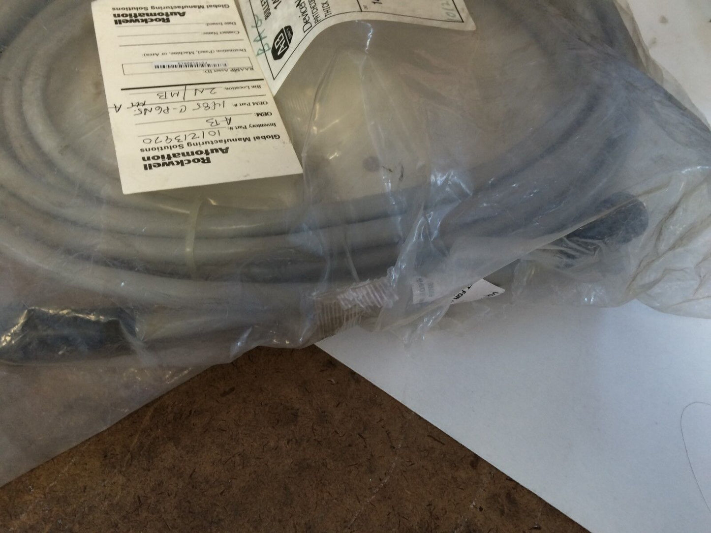 New Allen-Bradley Cable 1485C-P6n5-M5,Df