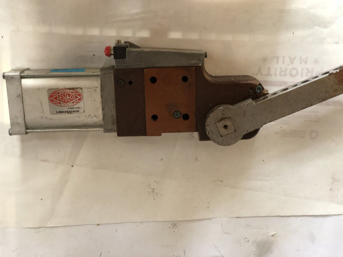New Destaco 82G6n-632C907-009180B  Pneumatic Clamp,Tj