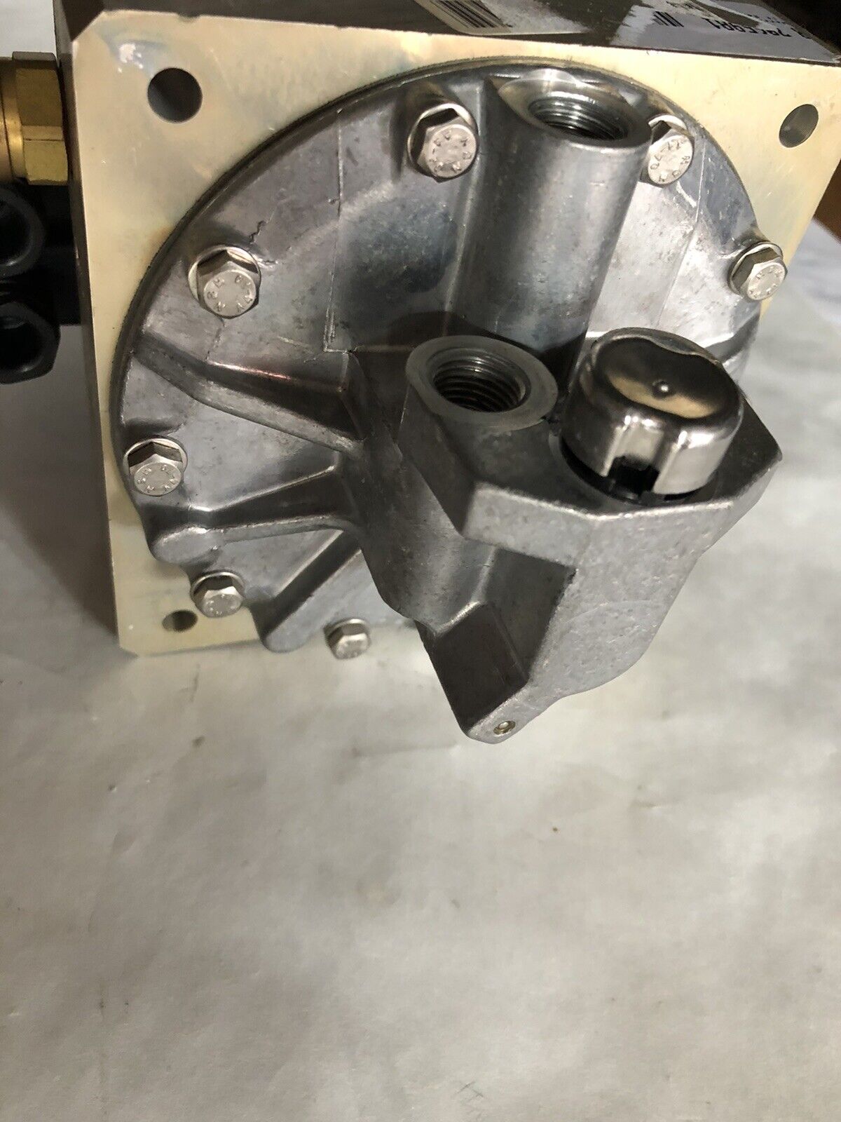 New Rexroth 5460041100 Bosch 546 004 110 0,09W38,5420309420 Valve,Bp