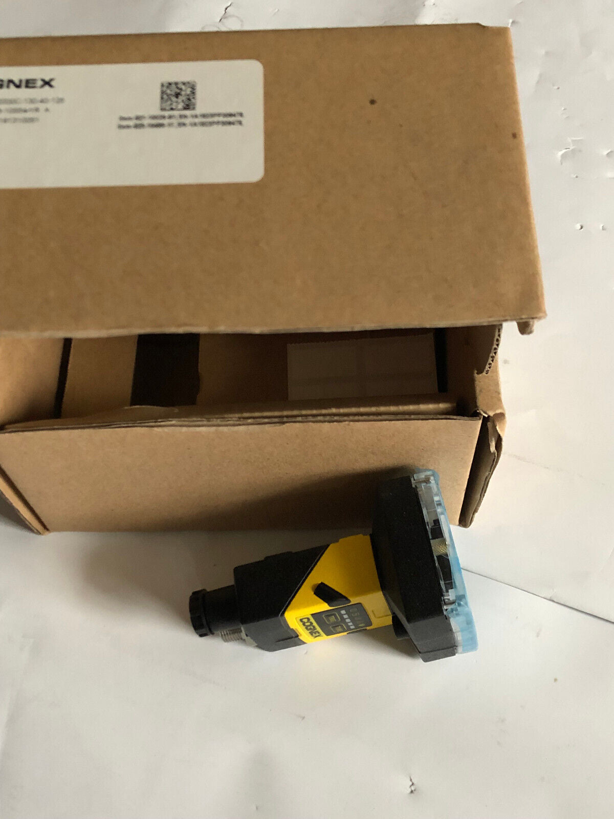 New Cognex Is2000c-130-40-125 In-Sight Vision Sensor Camera 825-10499-1R 01,Eb