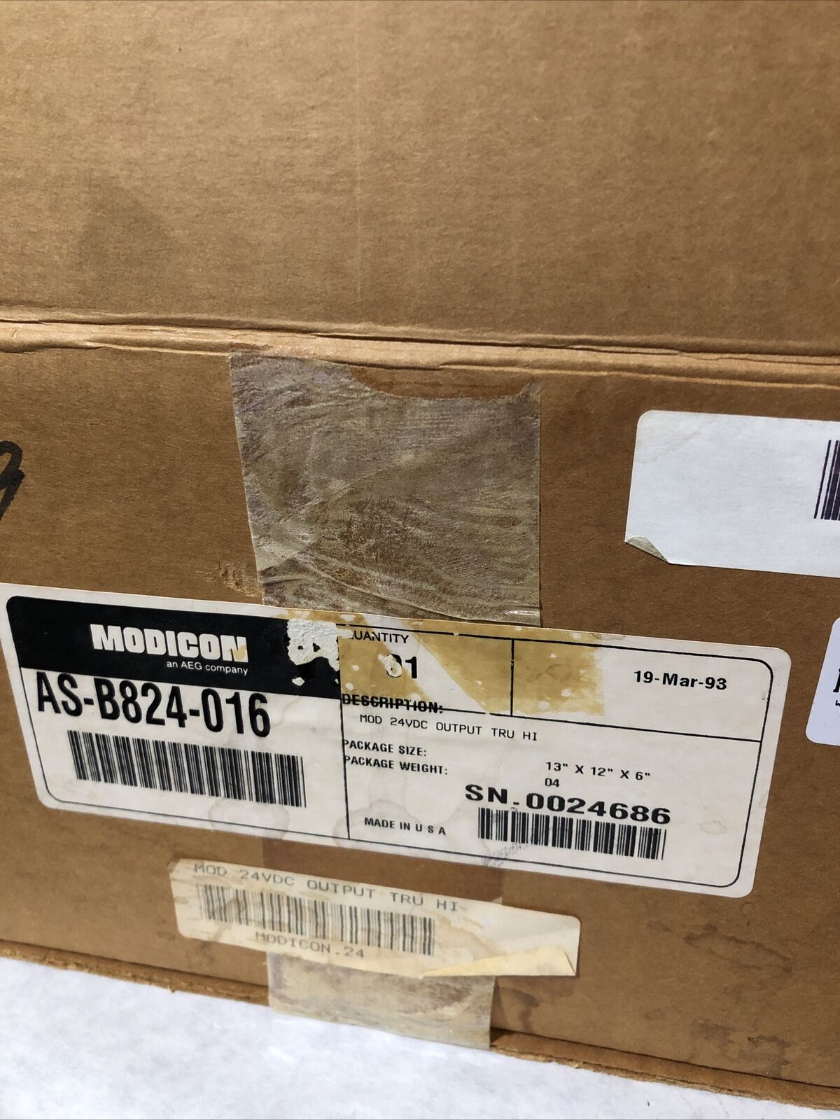 New Schneider 16Point True High 24Vdc B824,Aeg As-B824-100 Rev A,As-B824-016,By
