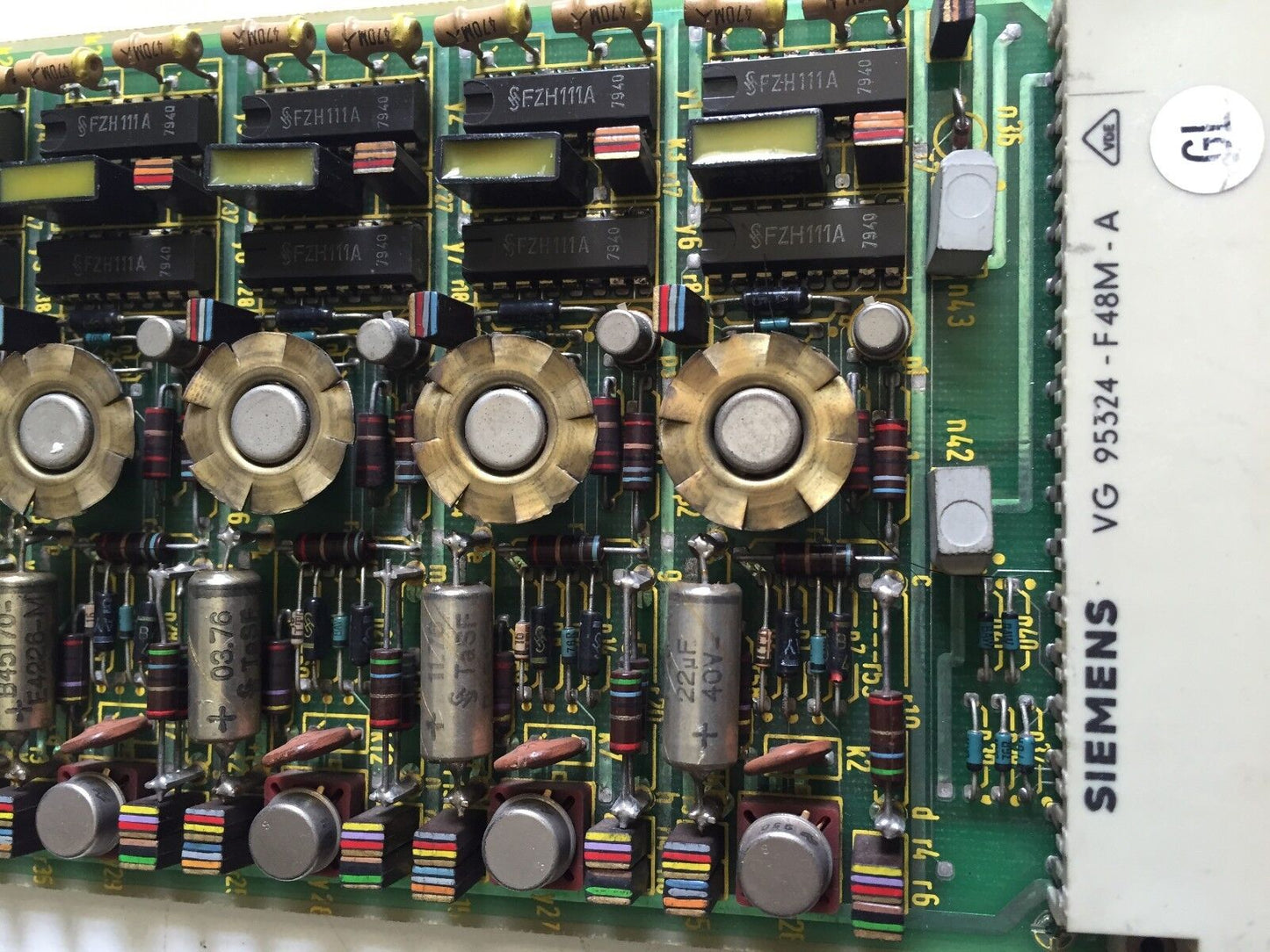 Siemens E53153-A704,Simos 21 Bme, Pc Board,Ee