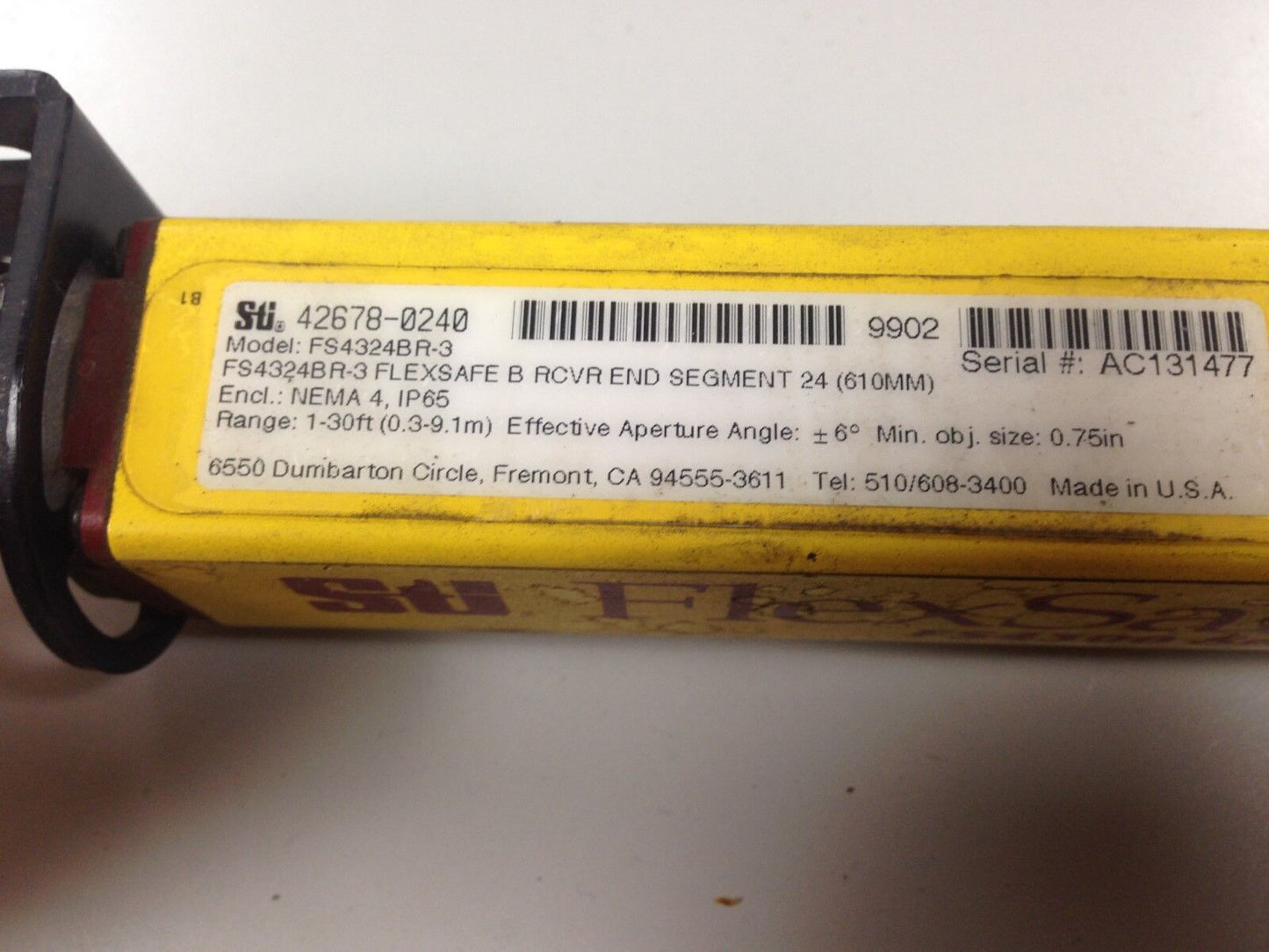New Sti Fs4324br-3 Flexsafe 42678-0240 Light Curtain Receiver,1-30 Foot-Range,En
