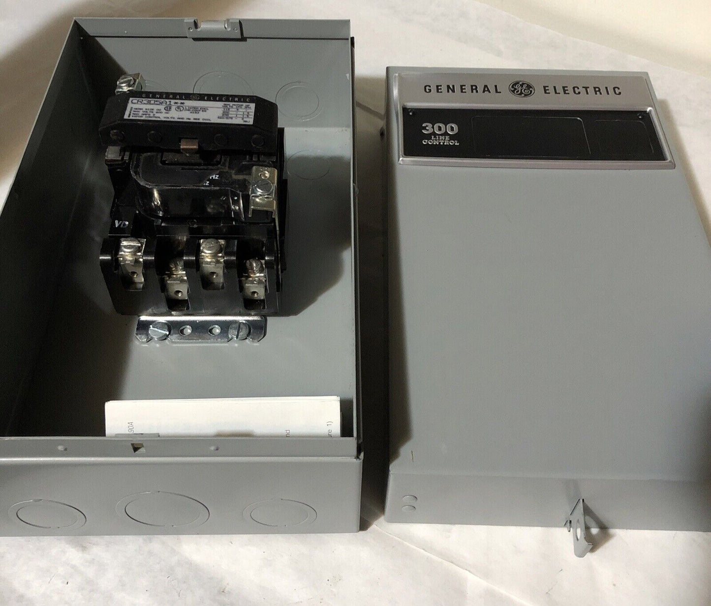 New General Electric Cr305a1** 300 Line Magnetic Motor Starter 9A Nema 00,Bq