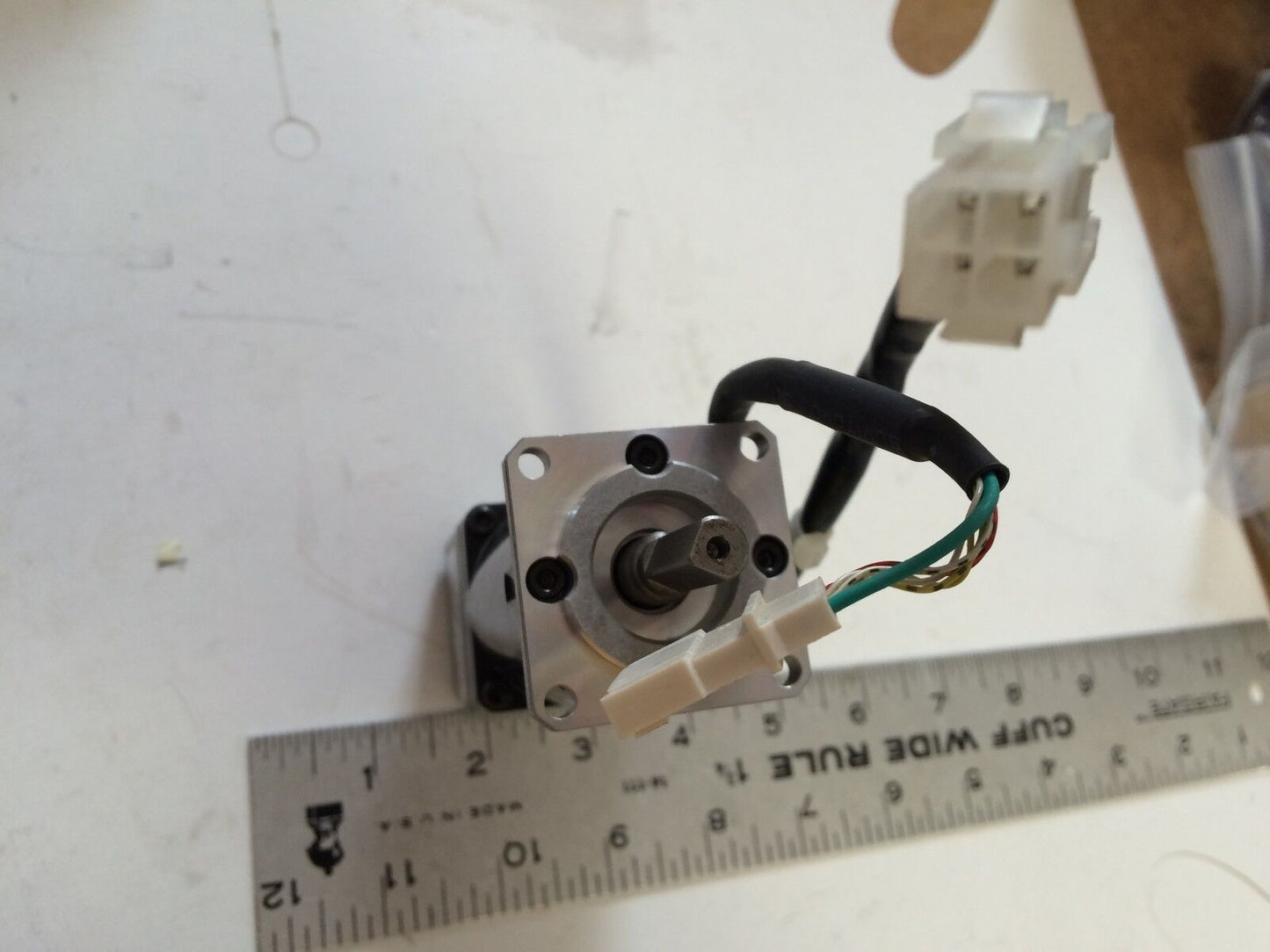 New Sankyo Seiki Mc101ns302ann1b Ac Servo Motor,3Ph,Mc101ns302ann18,3000 Rpm,Ed
