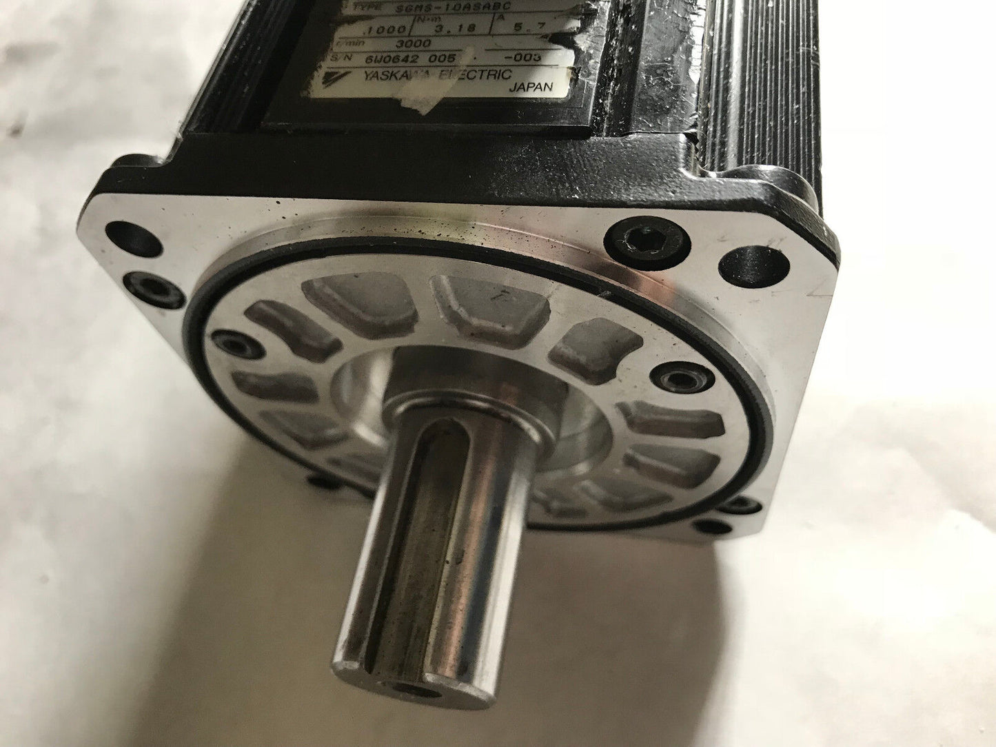 Yaskawa Sgms-10Asabc Ac Servo Motor 1000W 3000Rpm,Eq