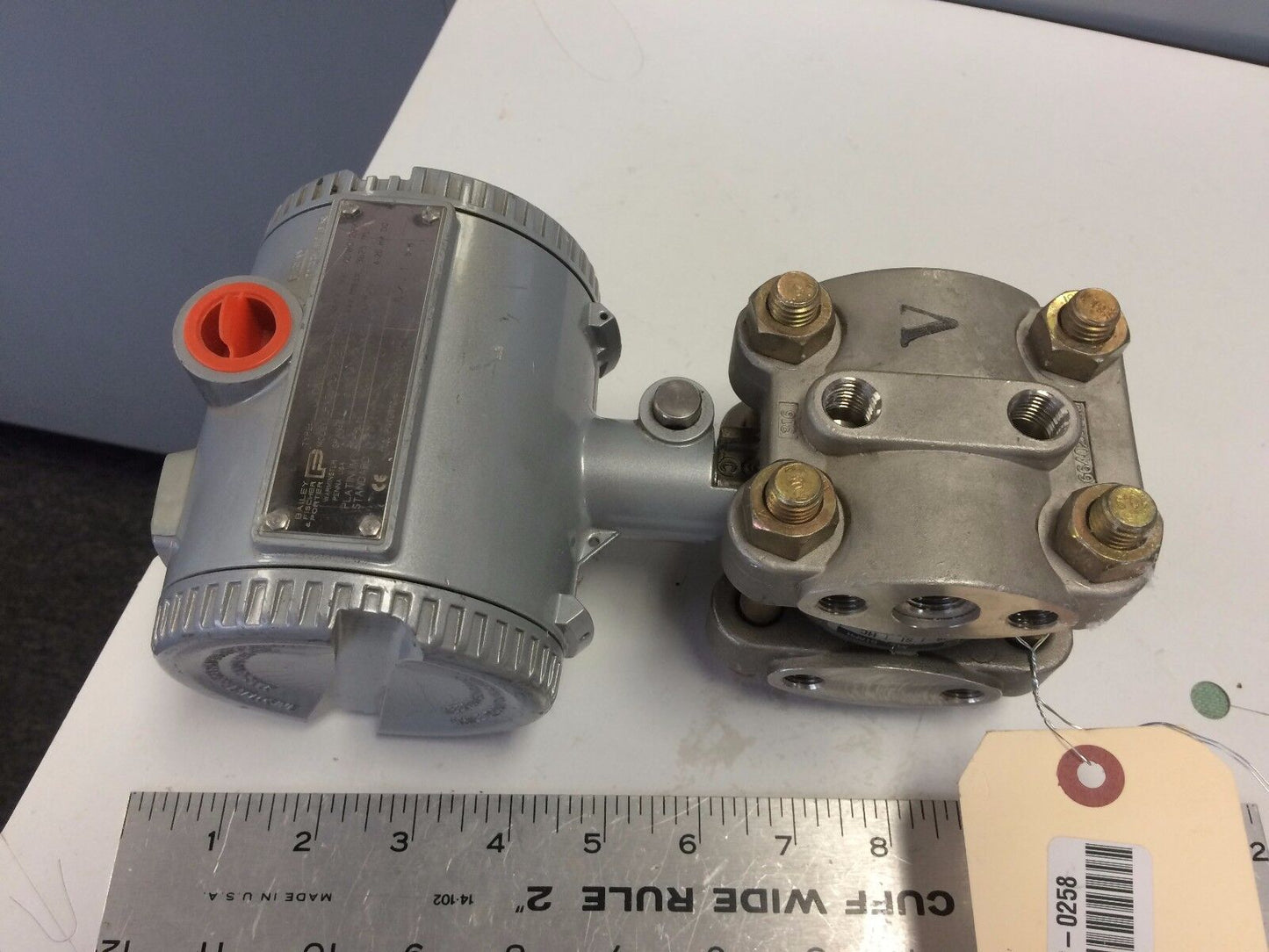 New Baily Fischer Porter Ptsdgd1221b0101,Gauge Transmitter,1/4" Npt,6640211,Ap