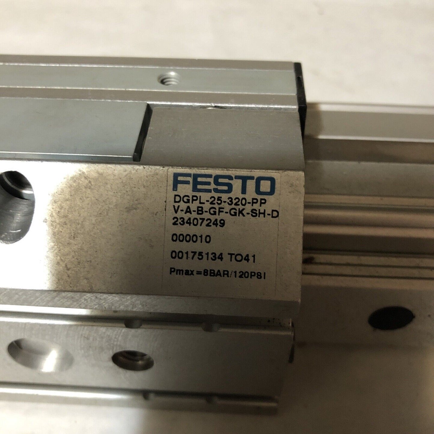New Festo Dgpl-25-320-Pp V-A-B-Gf-Gk-Sh-D,23407249 Linear Axis Actuator,Be