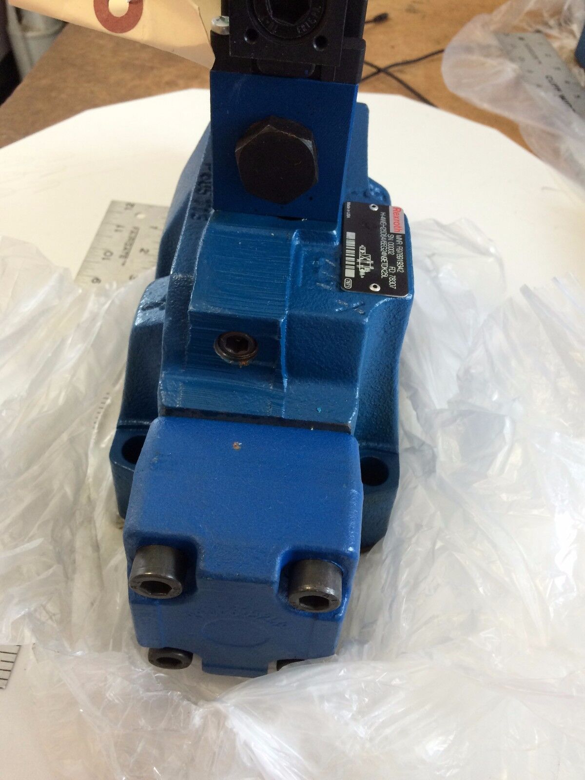 Rexroth 4We6d62/Eg24n9dk25l,H-4Weh25d64/6Eg24n9etdk25l Valve 24V,R978919342,Ap