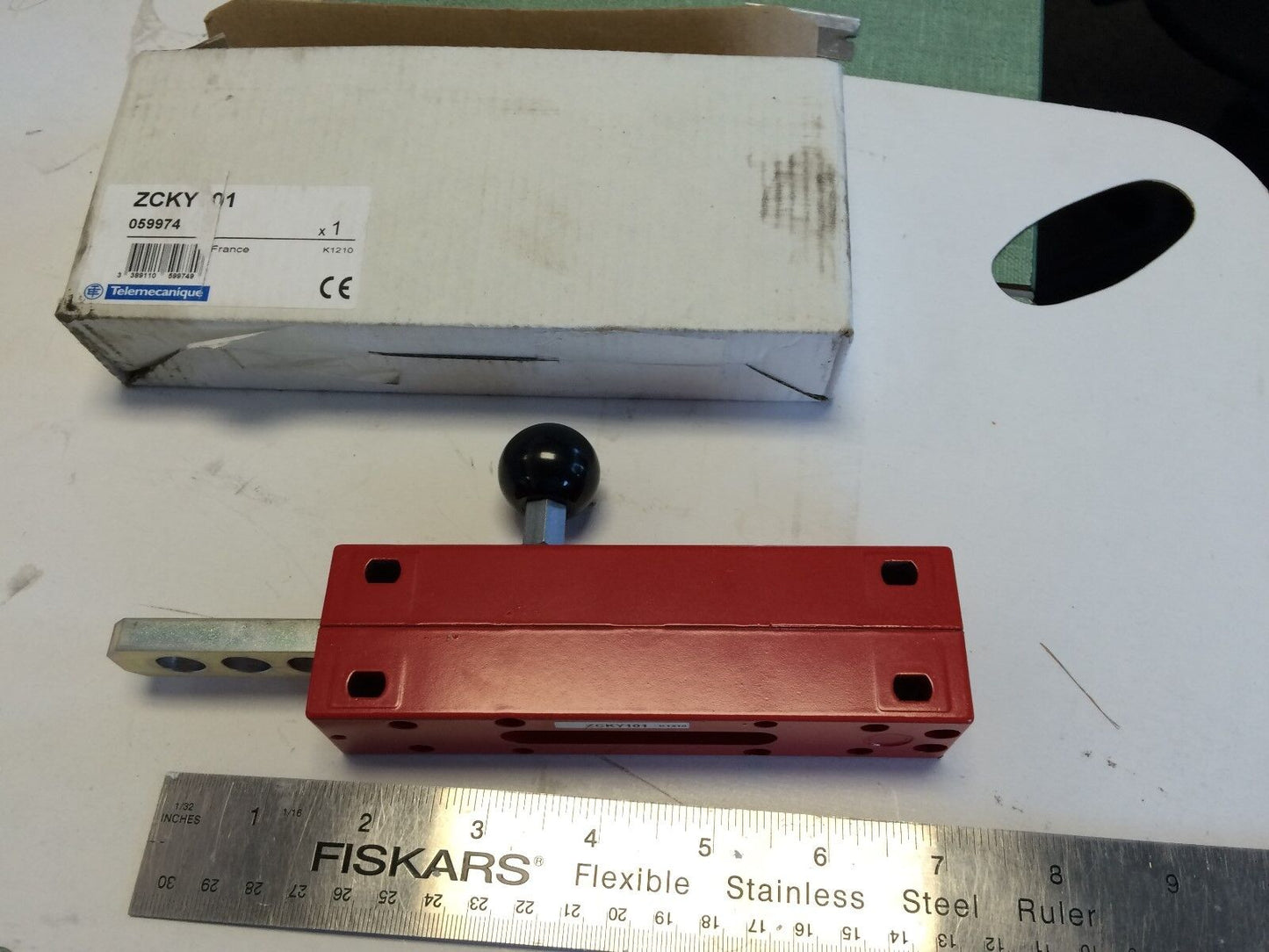 New Telemecanique Actuating Operating Key Zck-Y101 Zcky101,Dj