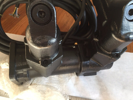 New Yaskawa Usasgm-03-Hga1 Ac Servo Drive Explosionproof Usasgm-03 5189285-01,Al