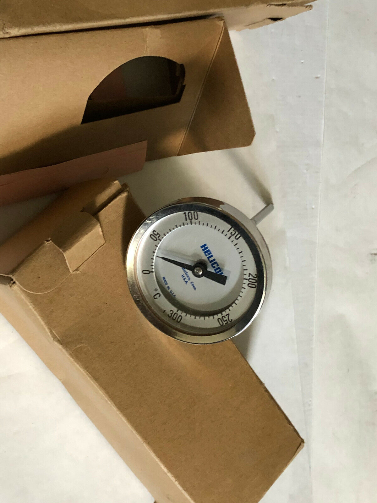New 2-3/4' Helicoid 300 Psi Gauge 3" Gage,An