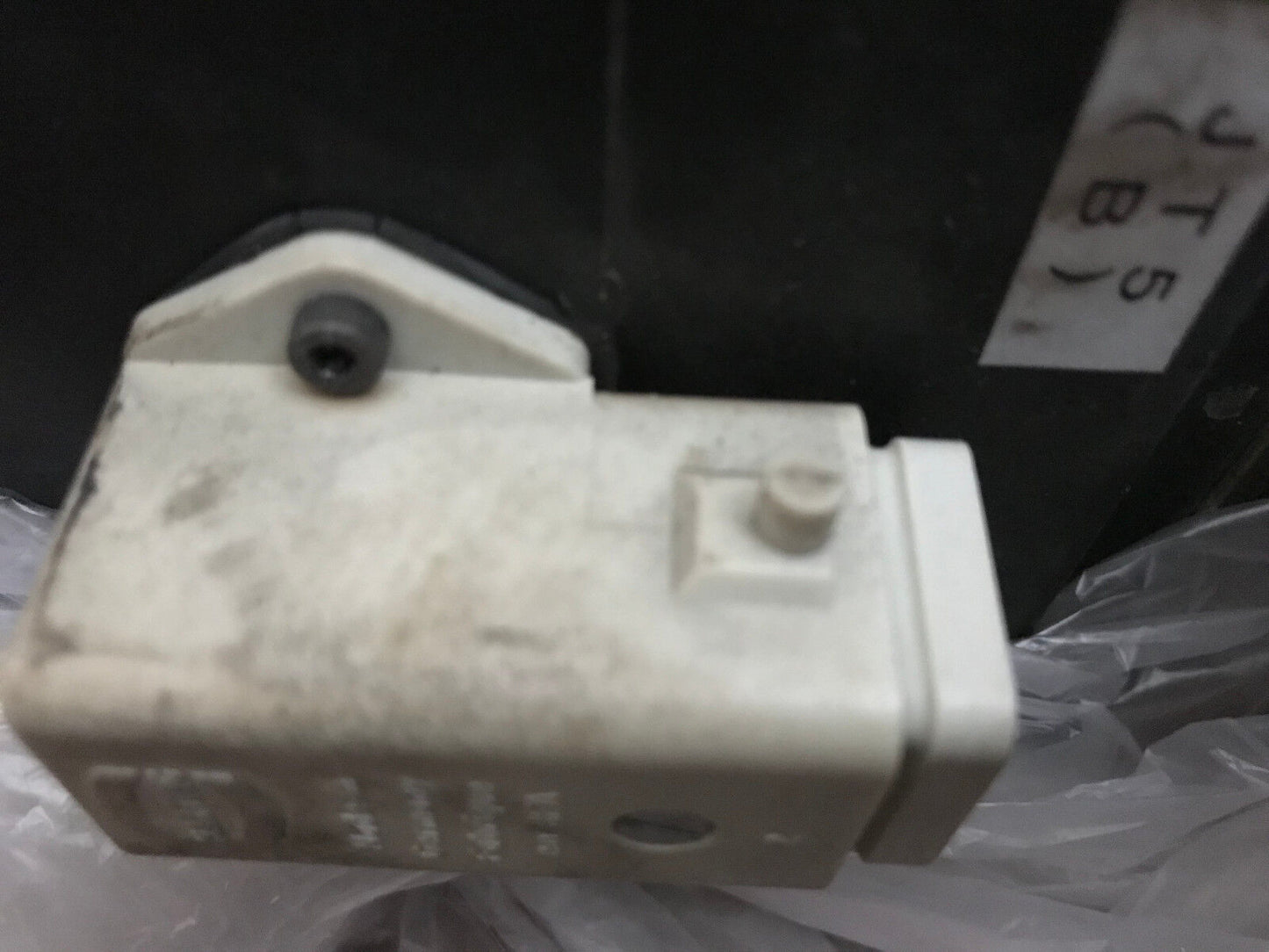 Kawasaki P60b13150hcx2r Ac Servo Motor,3000 Rpm,2.1 Kw,P6ob1315ohcx2r,Sd