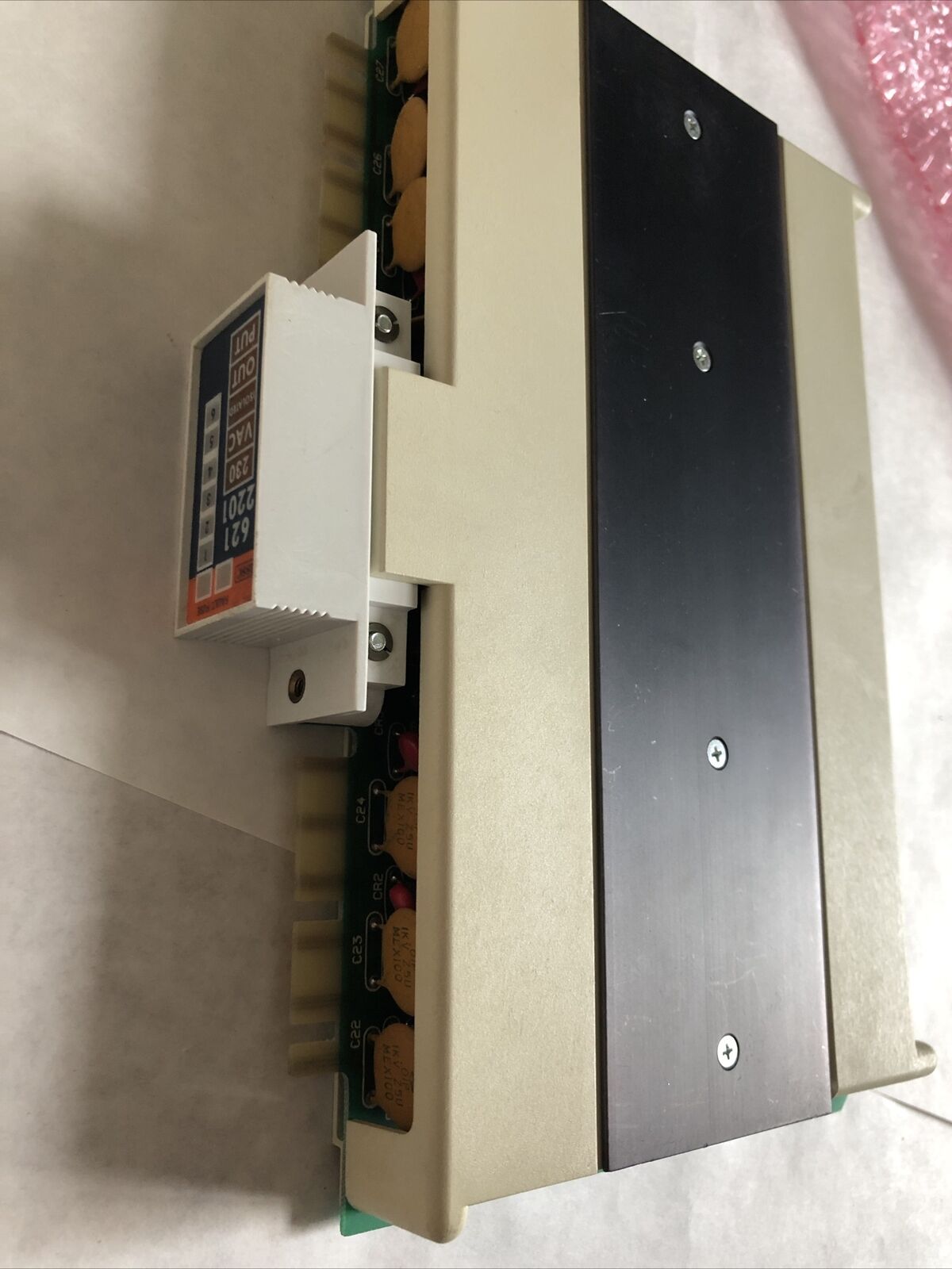Honeywell 621-2201,056 - 0025610,621 Output Module Isolated 230Vac 6Pt,Dg,Er