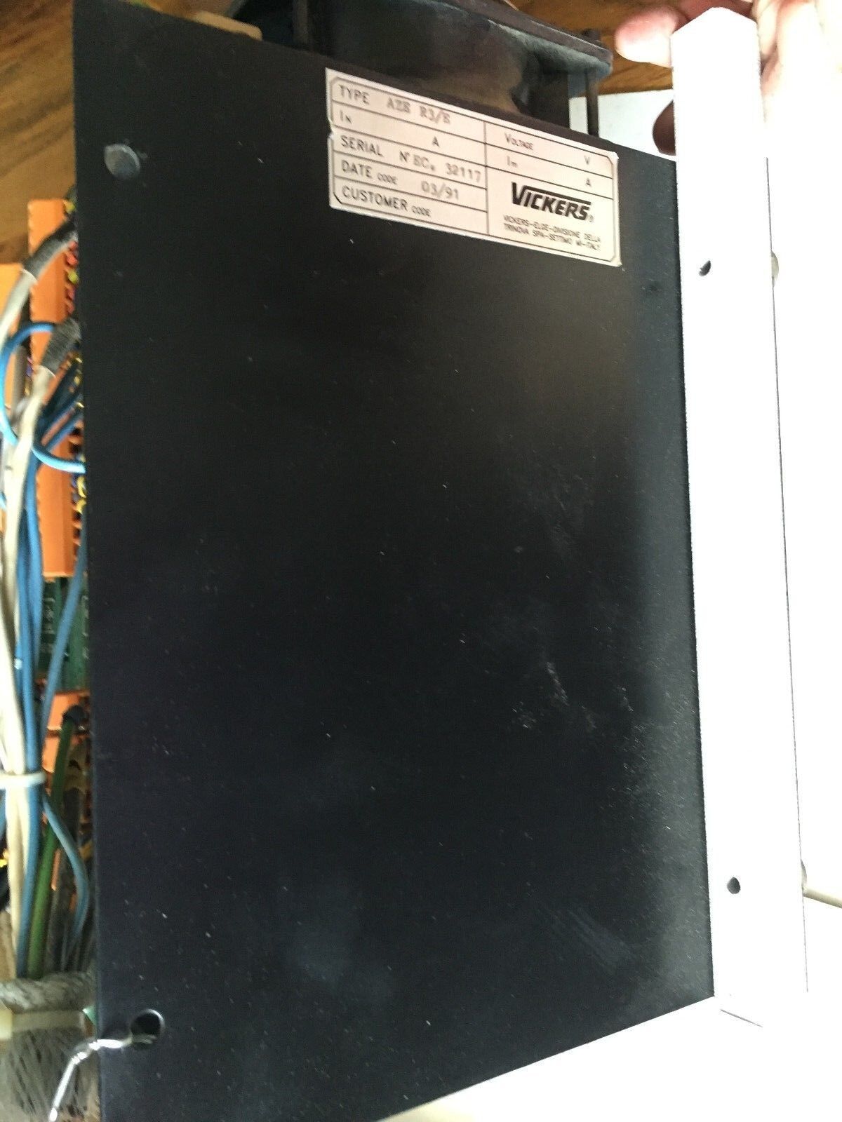 Vickers Aze R3/E,El.Ge Aze-Cc4q,P.N.Be600,120.04.32B Servo Drive,Aze-Cc4q,Bk