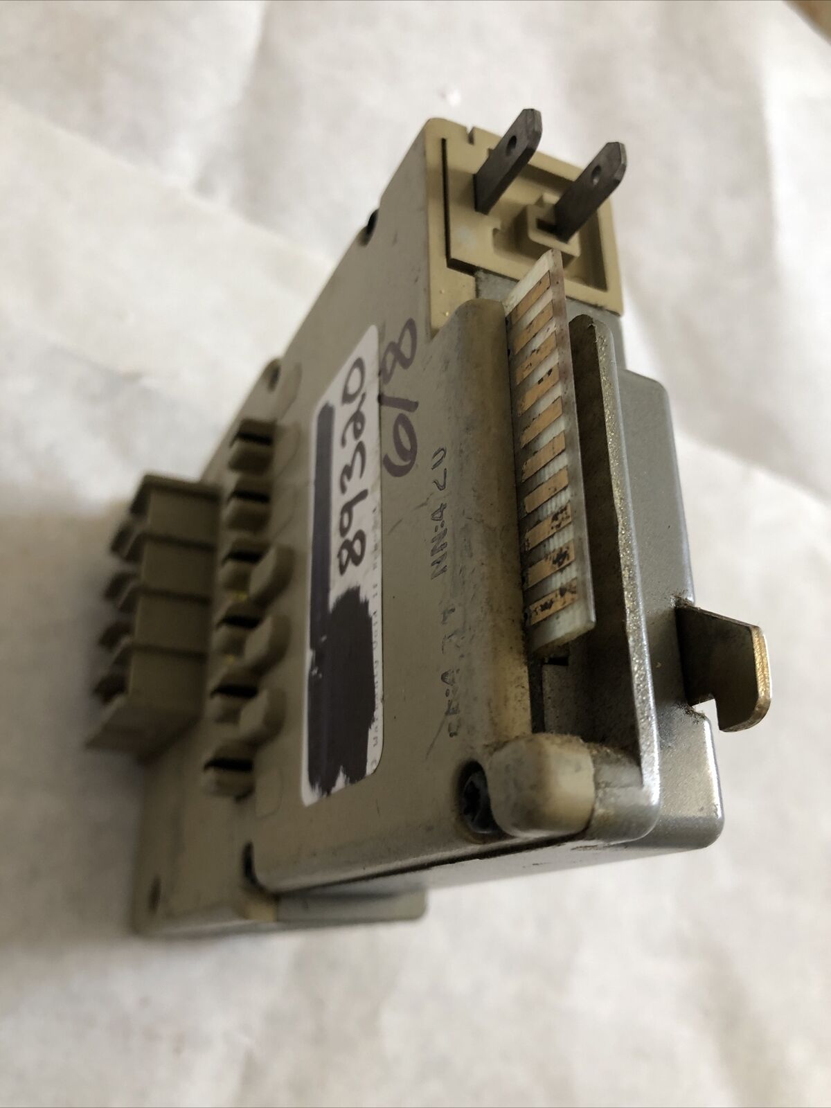 Furnas 120Vac  Output Module  2Amp 96Ya11m ,120Vac,Bw
