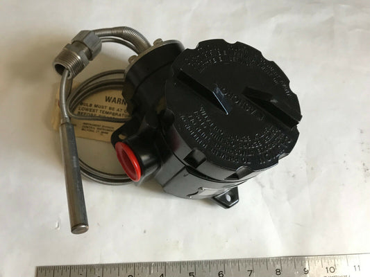 New Ashcroft Dresser T720t05030 Xbx 3/4" Temperature Operated Switch 400F 15A,Eu