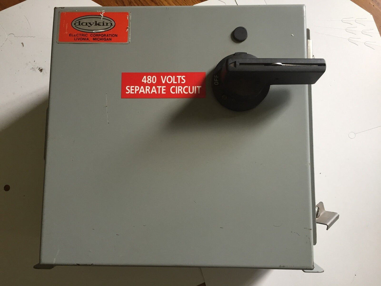 Daykin Dkn 180,Tl103,Gpfs-05A545 Disconnect 480Volts Separate Circuit Dkn180,Ad