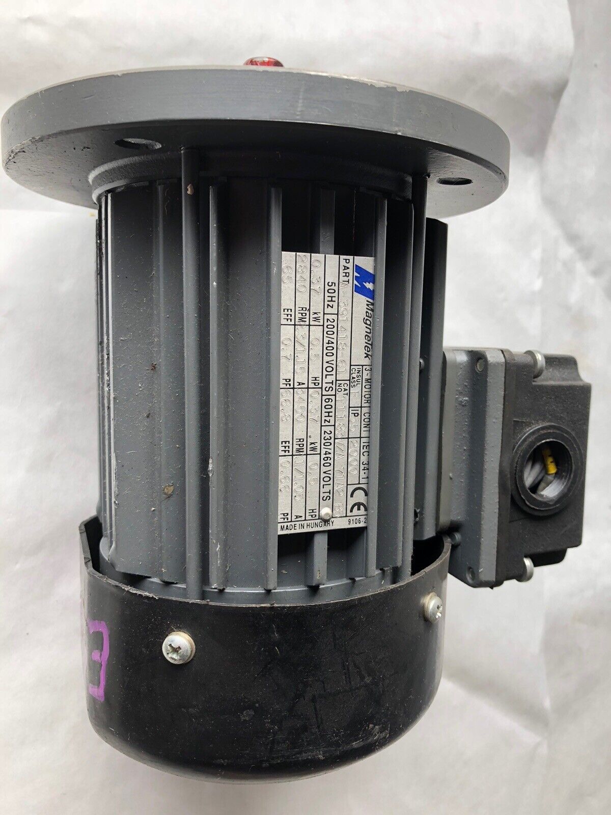Magnetek A-391418-61 Ac Motor,T11 83 Vza 71A2 B5 3 Phase, .5 Hp,200-460 Vac,Dh
