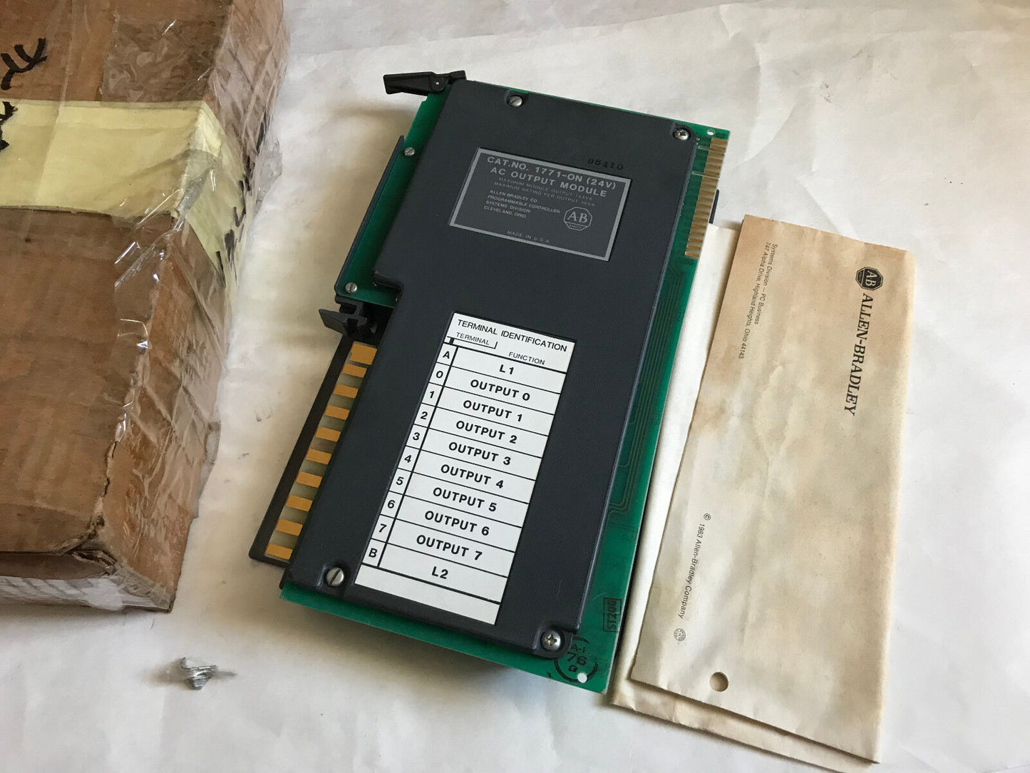 Allen-Bradley 1771-On,Allen-Bradley 1771-0N (24V) Ac Output Module,1771-0N,Sr