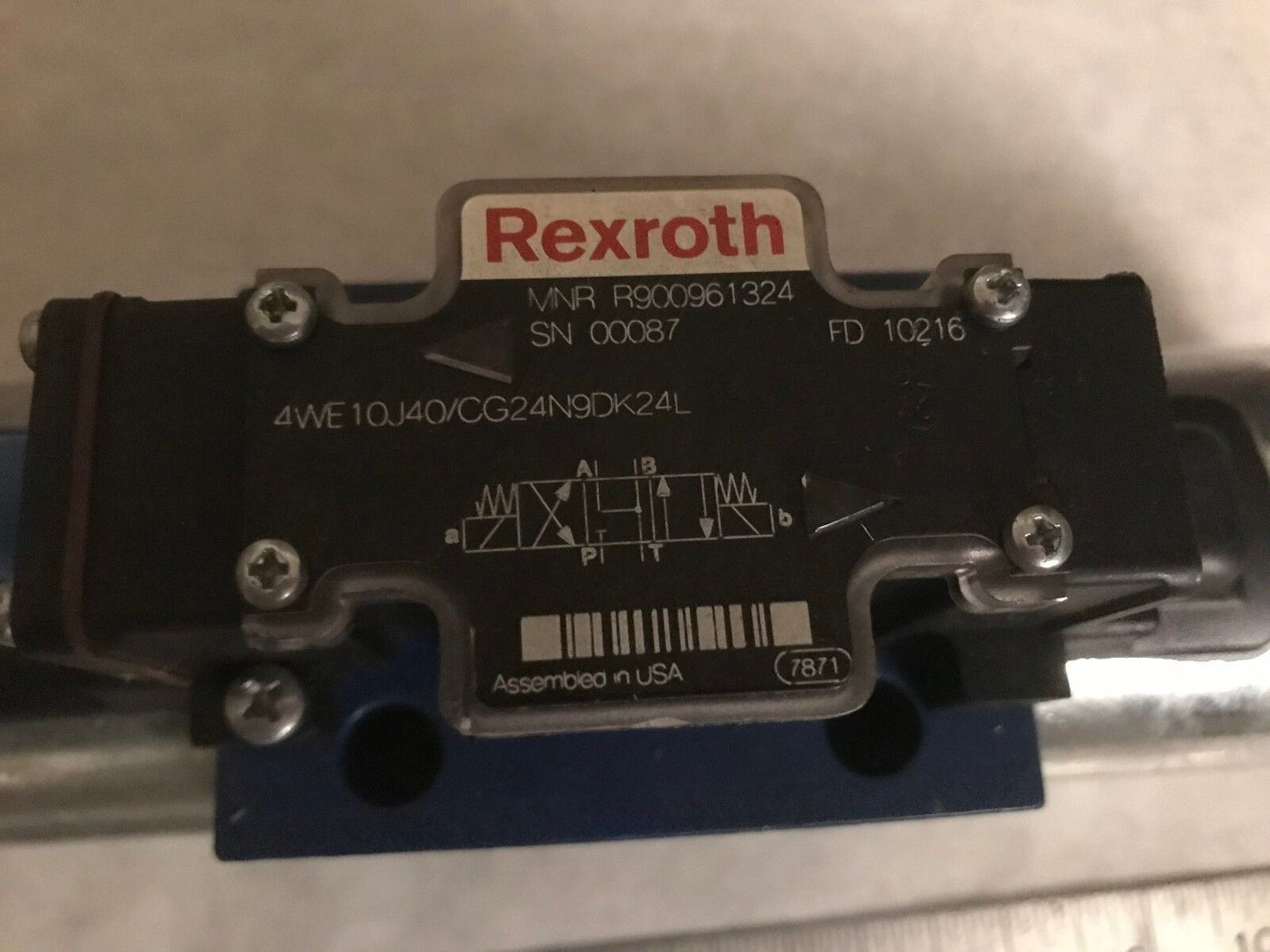 New Rexroth R900961324,Rexroth 4We 10 J40/Cg24n9dk24l,24 Vdc Hydraulic Valve,Te