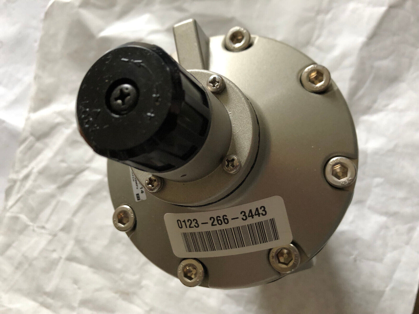 New 1-1/2"  Smc Ear825-F14 Air Pilot Regulator,Sl