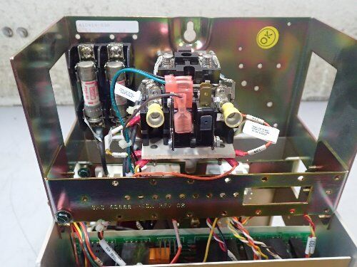 New Reliance Electric Flexpak Plus D-3900,14C102,1.5Hp,240Vac,10.5A ,7.5A,Be
