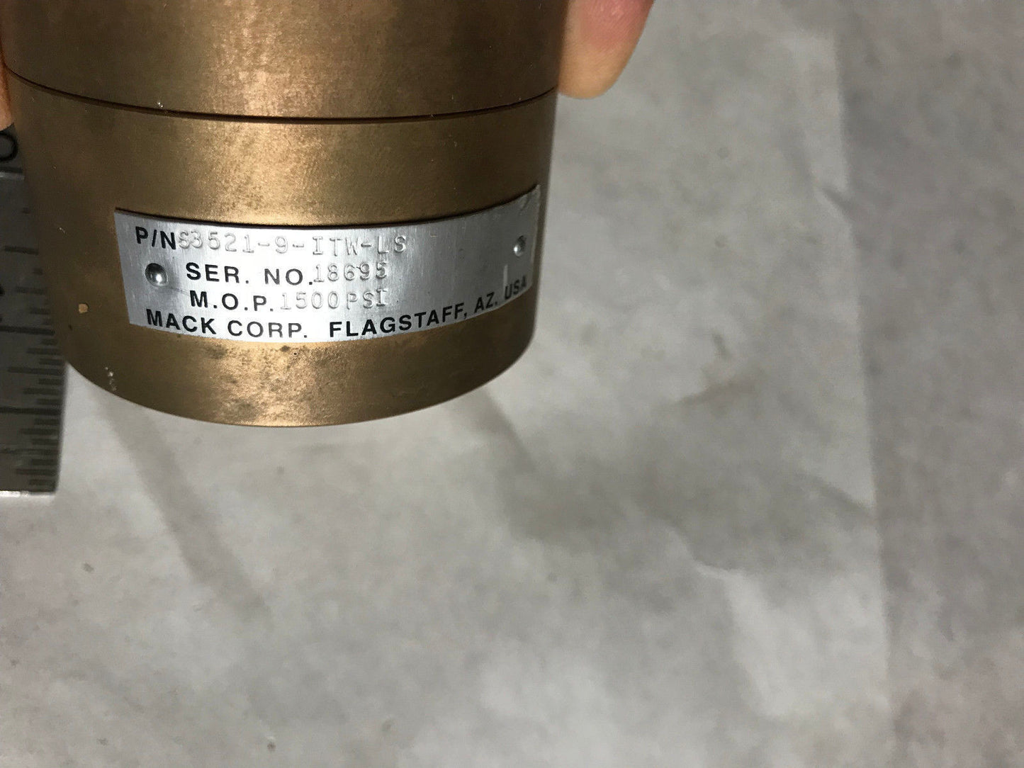 New Mack S3521-9-Itw-Ls Pneumatic Cylinder Exov3379 Exotic,Es
