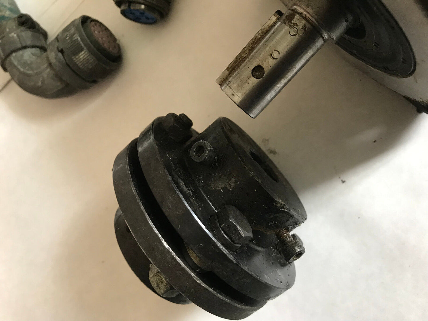 Fanuc A06b-0127-B588#7008 Ac Servo Motor,Fanuc Q6/2000, 140V, 4.6A, 2000Rpm,Sr