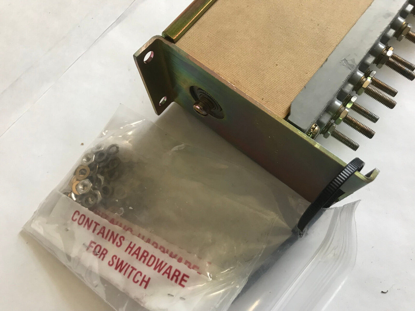New Electroswitch 1481651-1,Type W Instrument Switch 1481651-1 0326,Si