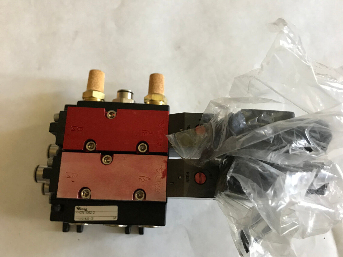 Versa Cust-C7bottom-P220-000328 Valve Assembly 24Vdc Csg-4332-Hc-D02 C7m-4362-2