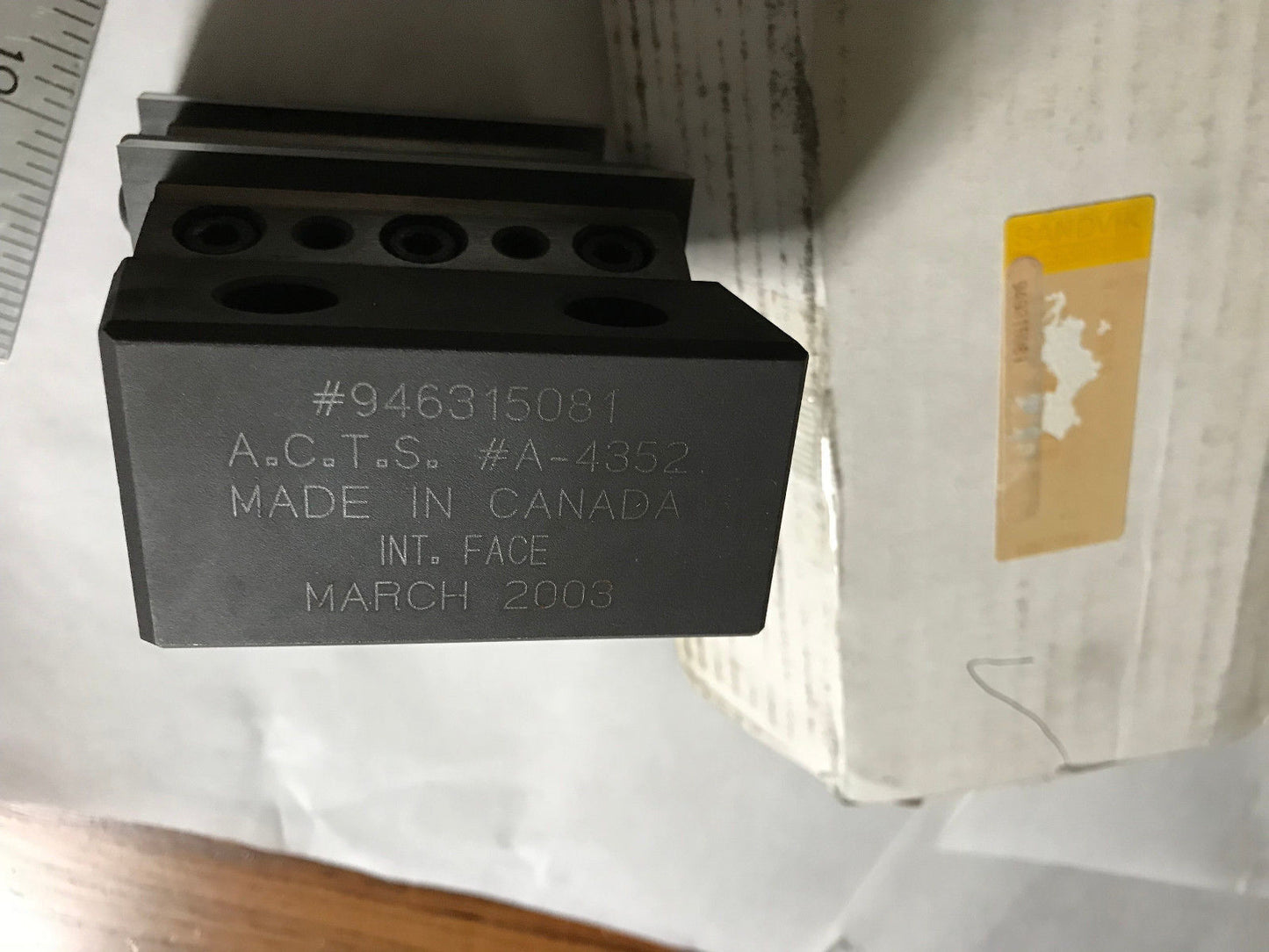 New Sandvik 946315081,A-4352 Tool Holder 946315081 ,Aj
