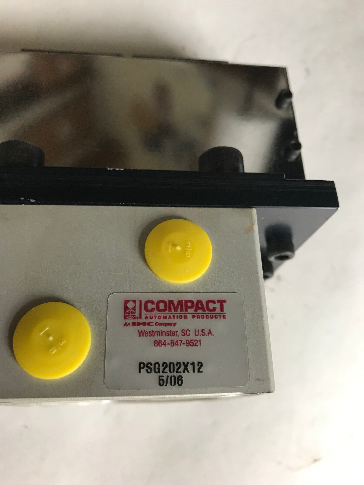 Compact Psg202x12 Pneumatic Gripper 1/8"Npt Ports,1-1/4" Grip Width,1-1/8",Si