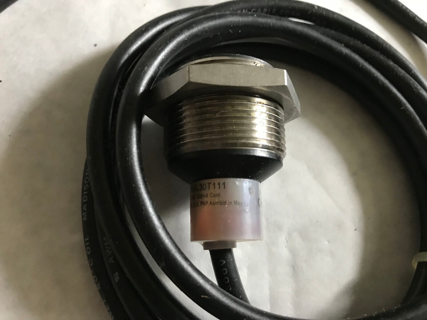 New Cutler-Hammer E57sal30t111, Eaton E57sal30t111 Proximity Sensor ,Eo