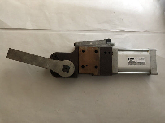 Parker Pneumatic Clamp,P82g63-3100U,Destaco, 82G6n-631E406-009180A,63Mm Dia.,Ar