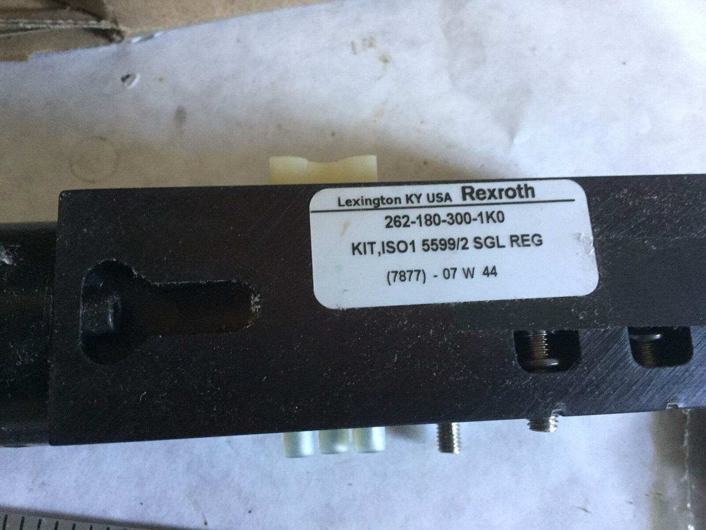 Rexroth 262-180-300-1K0,262-180-300-1Ko Pneumatic Valve Manifold 5599/2,Te,Ao