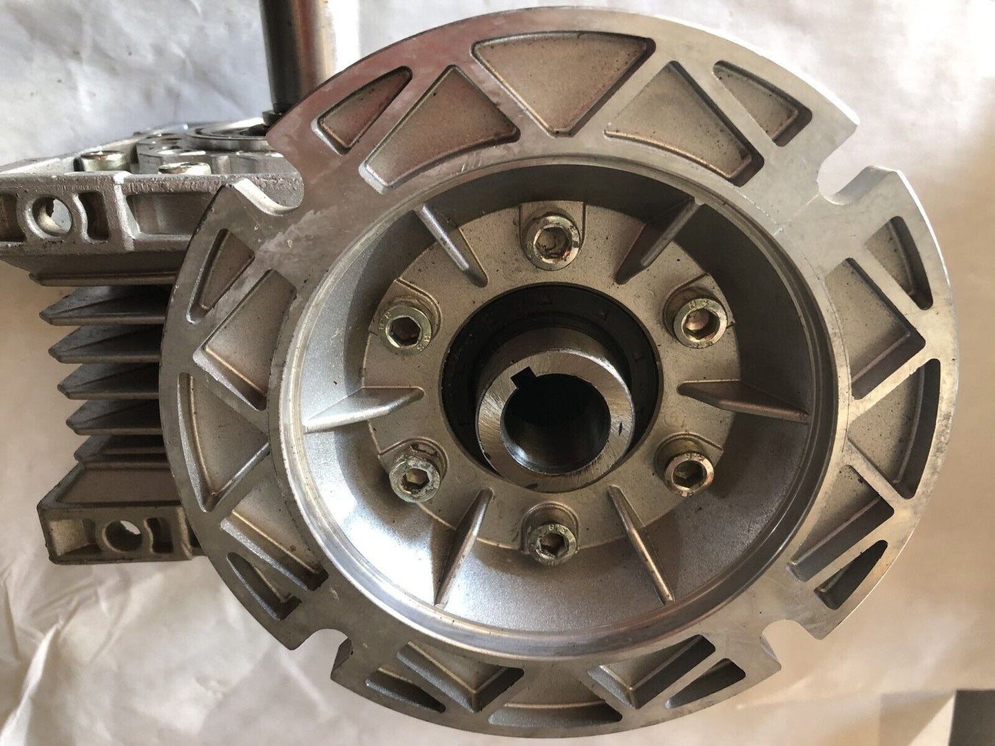 New Ipts Iblcs063,Blcs063 Right-Angle Gear Reducer,1:7.5-Ratio,Dlcs063,1:7.5,Ch