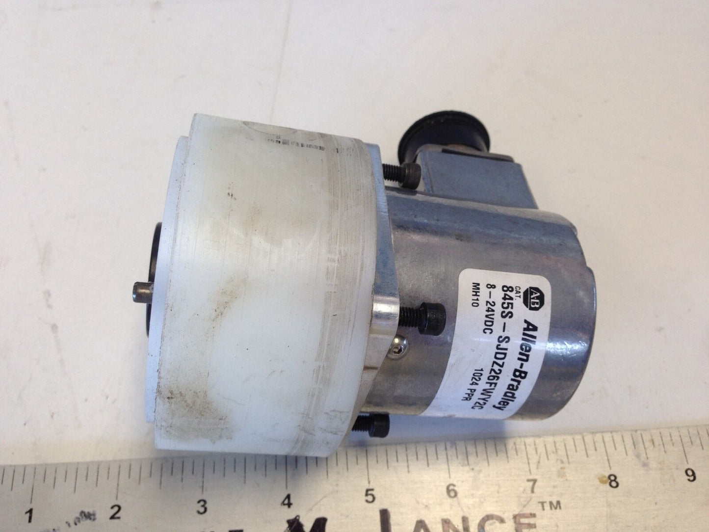 New A-B Allen-Bradley 845S-Sjdz26fwy2c Incremental Encoder, 8-24Vdc,Ez
