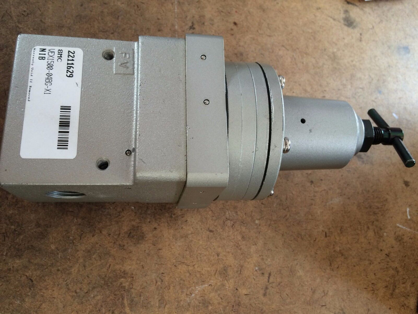 New 1/2" Npt Smc Vex1500-04Bg-X1  Regulator  Valve,Cz