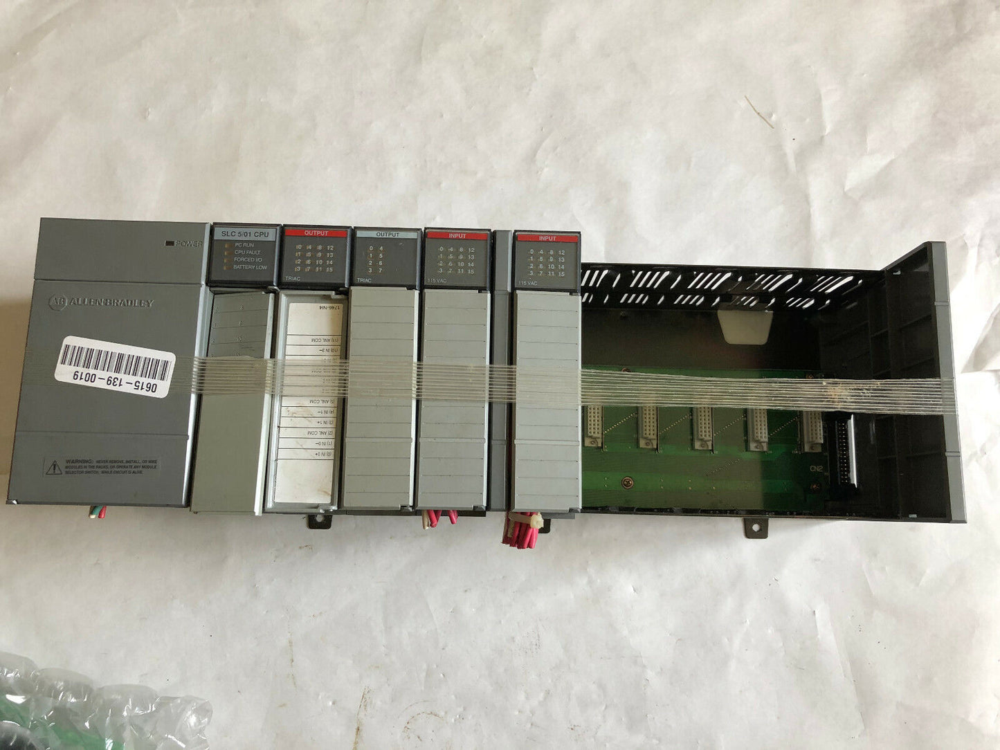 Allen Bradley 1746-A10,1746-P2 Slc-500,1746-P2,5/01 Cpu,Triaci/O's,1747-L511,Ch