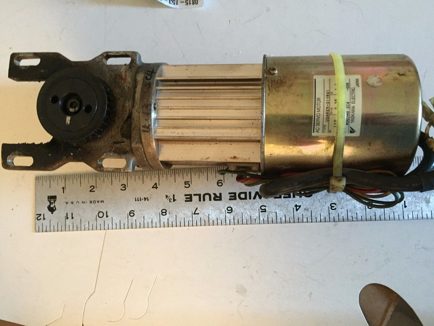 Yaskawa Usarem-01Yr41,Utmah-B15as4kb,Usarem-Oiyr4i0.35 Ac Servo Motor,Cf