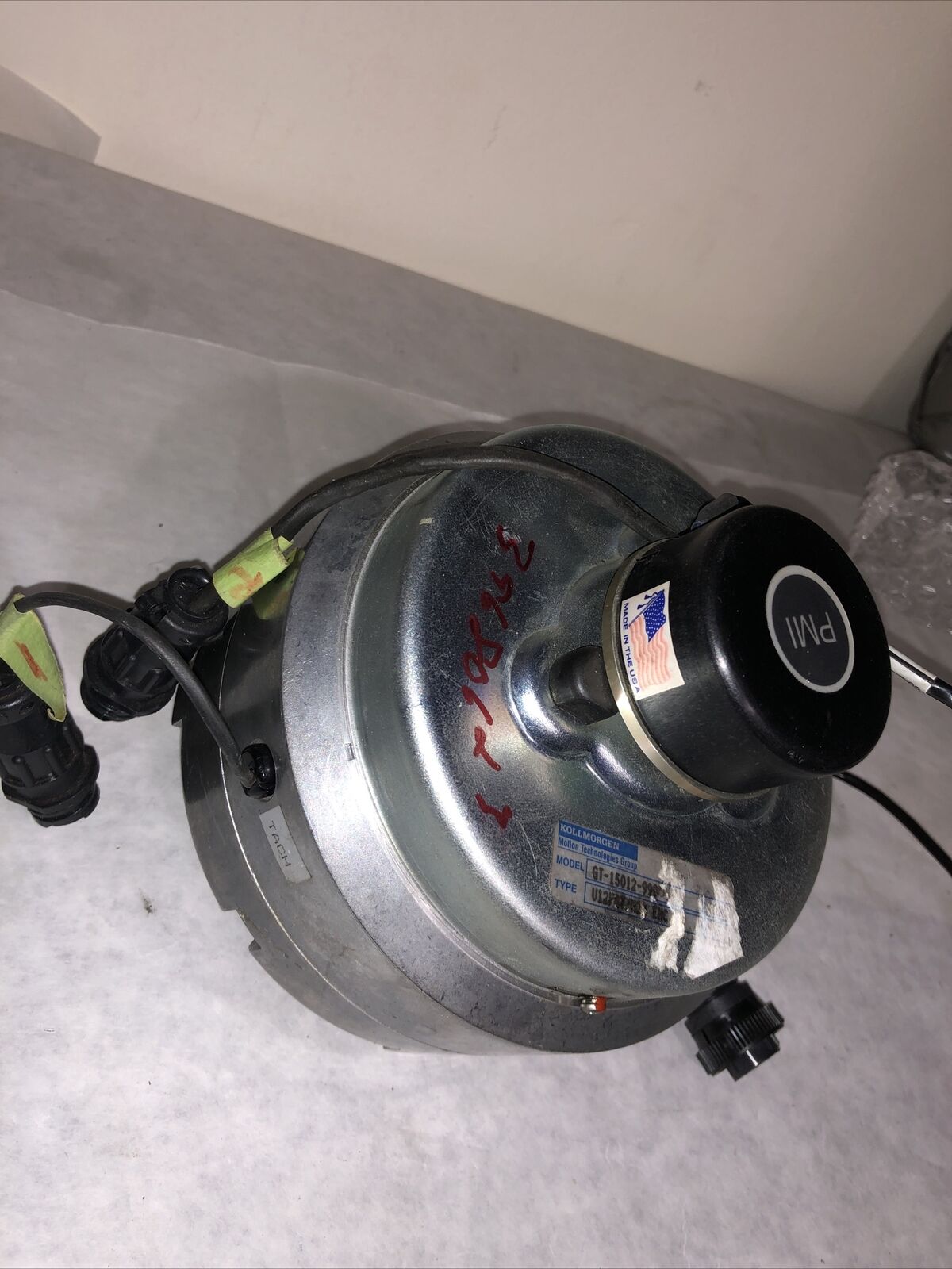 Kollmorgen Gt-15012-999 Electric Motor,.625" Shaft,Pmi,V12fgt/M23 Enc,V12f67,Fg