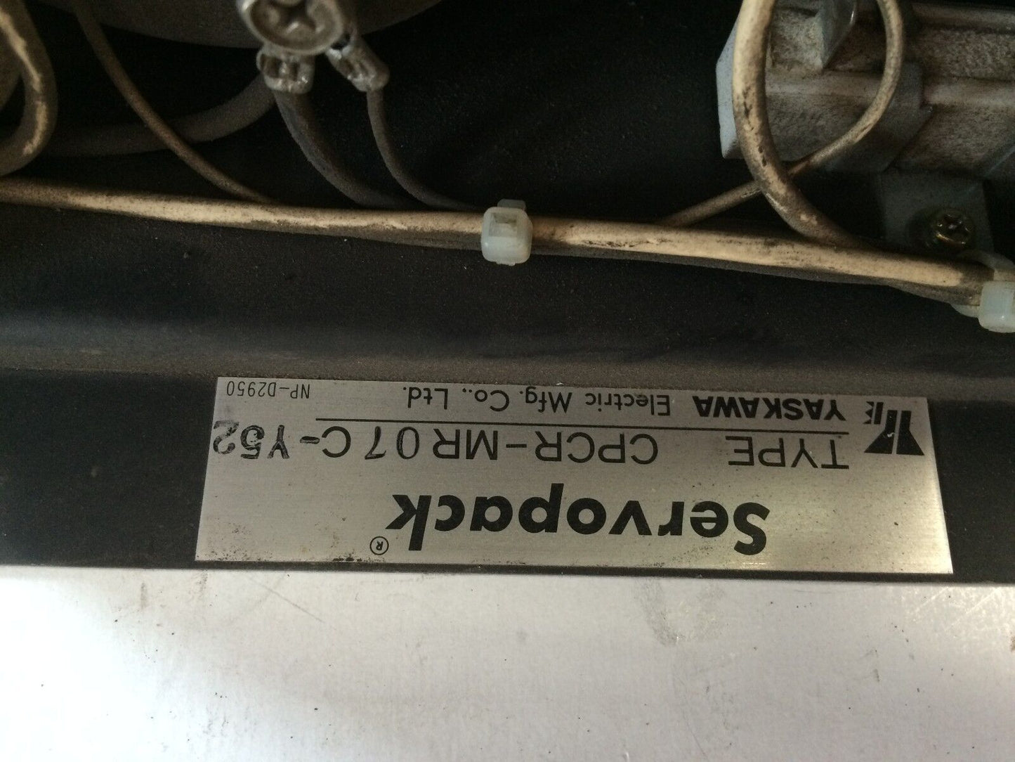 Yaskawa Electric Cpcr-Mr07c-Y52 Servo Pack,Cpcr-Mr-Ca07c-Y52,Tb