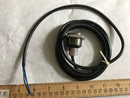 New Cutler-Hammer E57sal30t111, Eaton E57sal30t111 Proximity Sensor ,Eo