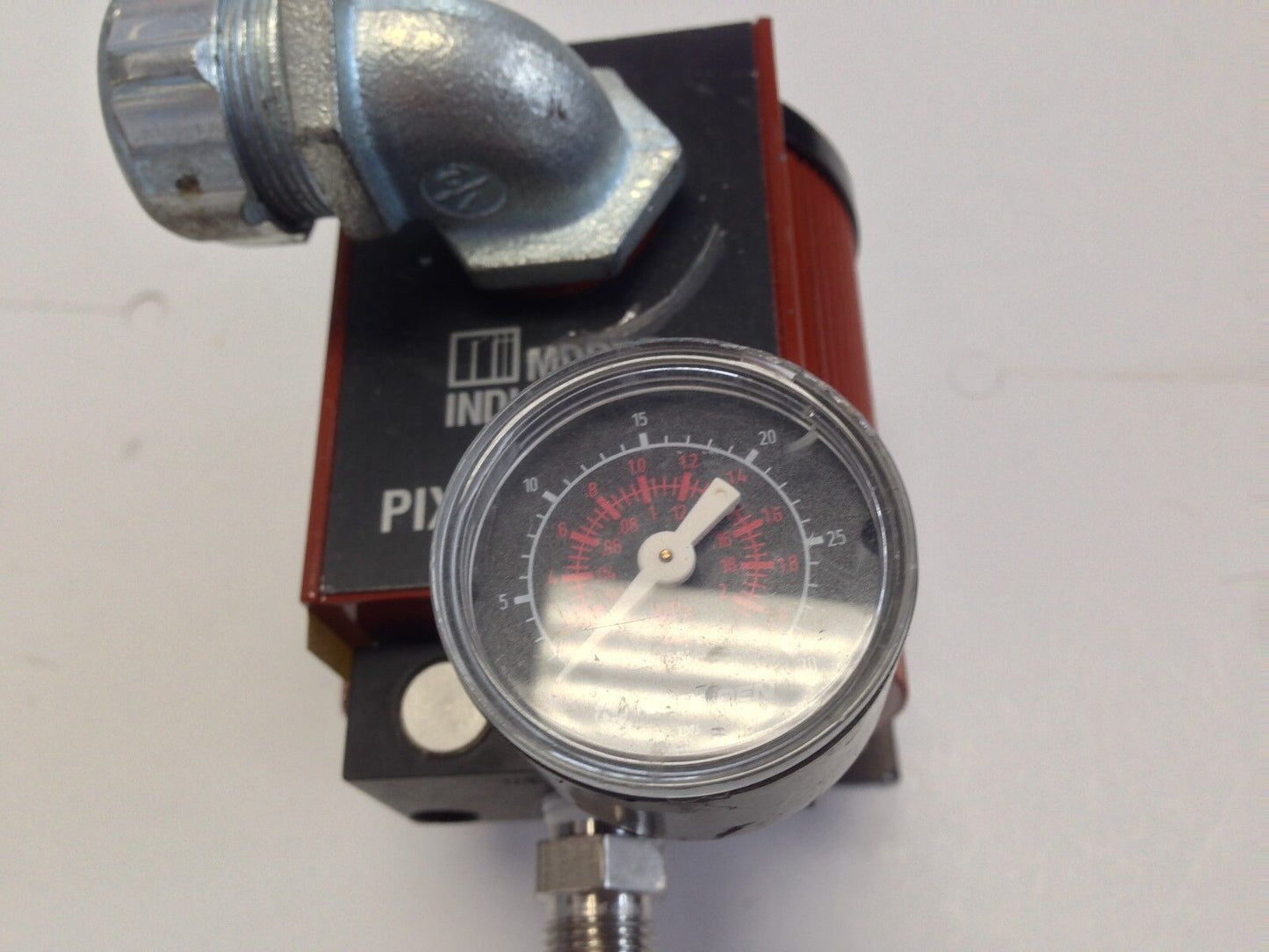 Moore Pix/3-15Psig/4-20Ma/12-42Dc/-Ga1 Pressure Current Transmitter,Pix,Da