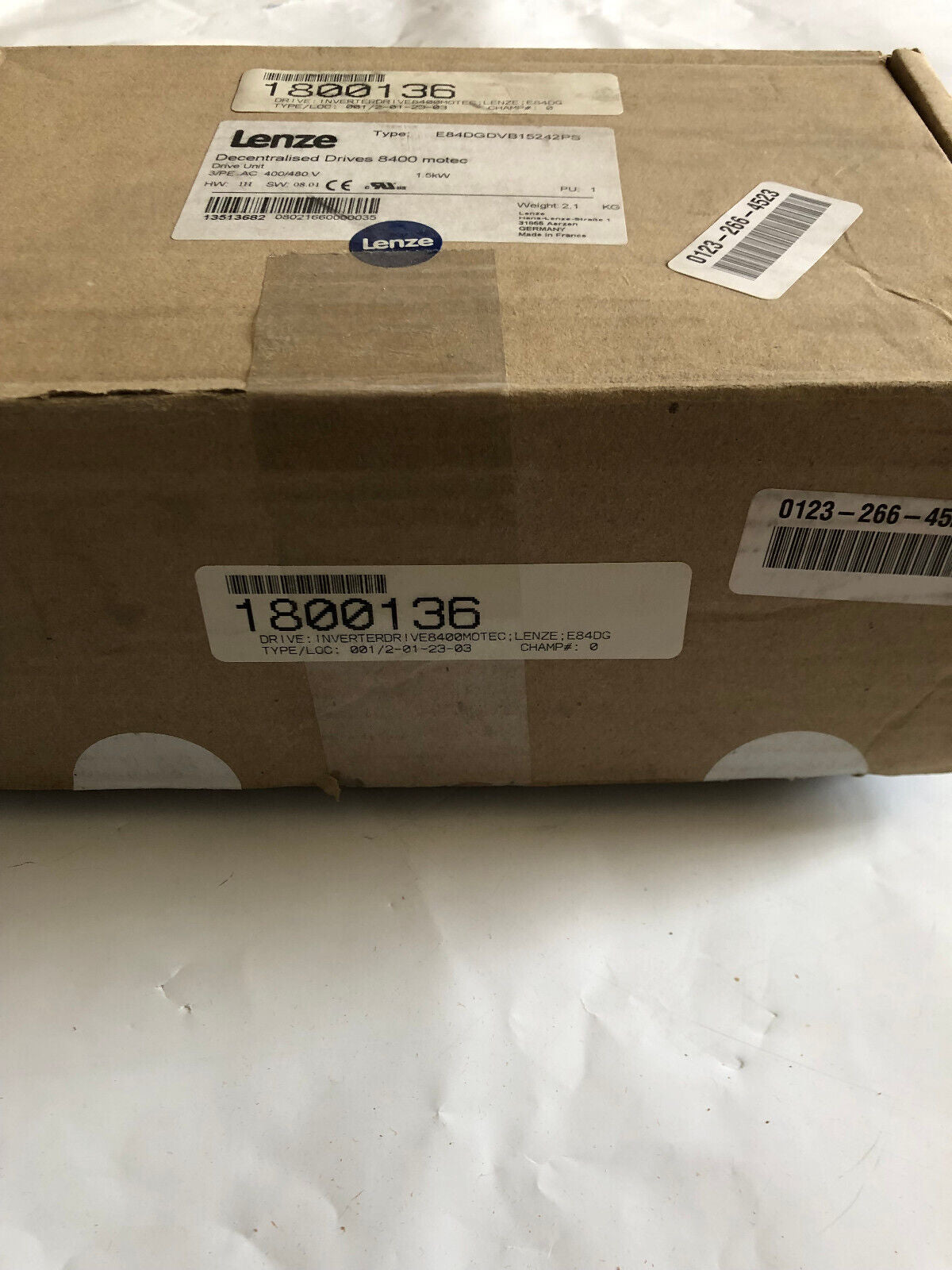 New Lenze E84dgdvb1524ps Inverter Drive Unit. 1.5Kw 3/Pe Ac 400/480V,3.8/3.1A,Ac
