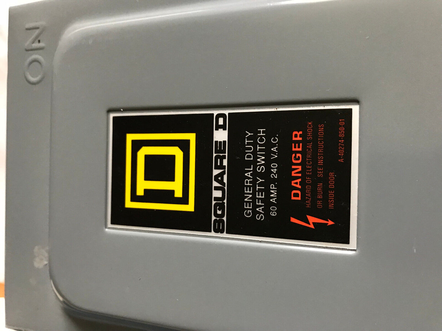 Square D K04x1992 Fusible Safety Switch 60 Amps General Duty 240V, 2Pole,1Ph,Ag